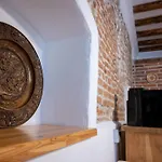 Boutique 11 Postavarului By Kronstay Готель Брашов